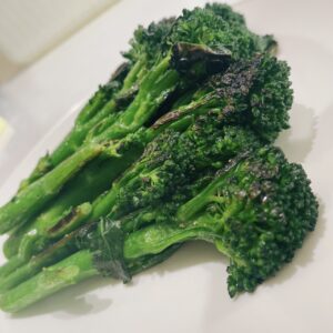 スティックセニョールのオリーブオイル炒め