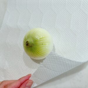 キッチンペーパーに包む